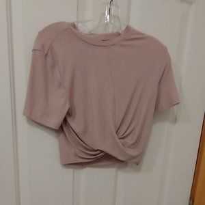 Pink Ribbed Cropped Top With a Knot in Front